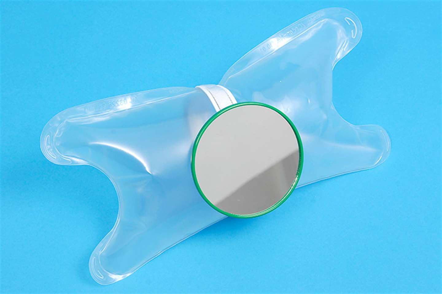 Inflatable leg divider with mirror attached for ease of intermittent self-catheterisation