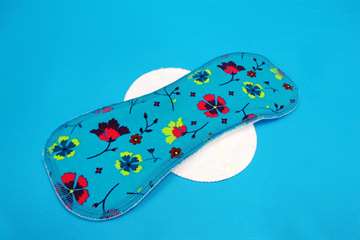 Washable sanitary pad with security wings